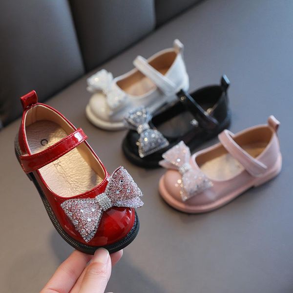 flat shoes 2021 soft bottom children' chain leather girl single princess sweet fashion bow-knot cute casual, Black;grey
flat shoes 2021 soft bottom children' chain leather girl single princess sweet fashion bow-knot cute casual, Black;grey