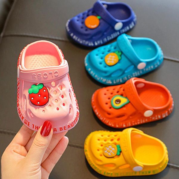 baby slippers 1-4yrs 2021 summer hole shoes kids boys girls toddler cartoon fruit sandals for children soft slipper, Black;grey
baby slippers 1-4yrs 2021 summer hole shoes kids boys girls toddler cartoon fruit sandals for children soft slipper, Black;grey