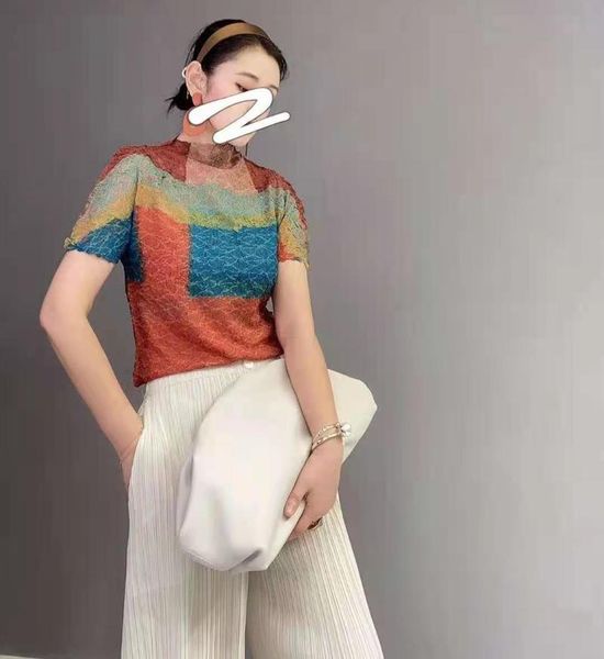 women's t-shirt selling miyake fashion fold short sleeve turtleneck women in stock, White
women's t-shirt selling miyake fashion fold short sleeve turtleneck women in stock, White