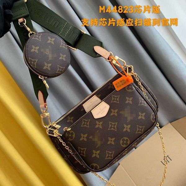 518 gglvlouis
vittonysl
vutton luxurys designer bags wallet woman fashion monogrames multi pochette accessoires, Red;black
518 gglvlouis
vittonysl
vutton luxurys designer bags wallet woman fashion monogrames multi pochette accessoires, Red;black