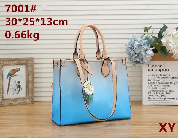 handbag shoulder bag classic graffiti design women large capacity designer two-piece 7001#30*25*13cm
handbag shoulder bag classic graffiti design women large capacity designer two-piece 7001#30*25*13cm