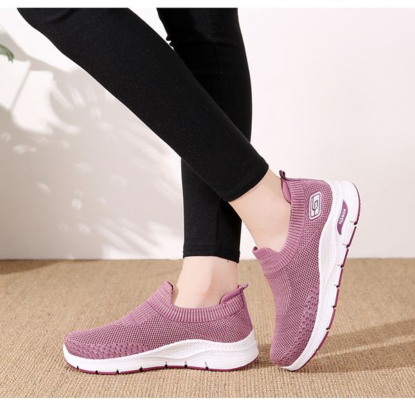women's shoes autumn 2021 new breathable soft-soled running shoes casual sports shoe women zz216
women's shoes autumn 2021 new breathable soft-soled running shoes casual sports shoe women zz216