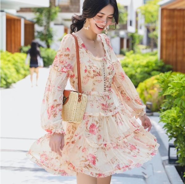 casual dresses summer fashion runway designer women dress vinatge long sleeve spring ruffles floral printed chiffon elegant vintage, Black;gray
casual dresses summer fashion runway designer women dress vinatge long sleeve spring ruffles floral printed chiffon elegant vintage, Black;gray