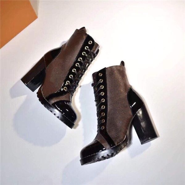 women major ankle boots fashion lace up platform leather martin boot r ladies letter print winter booties shoes 7613, Black
women major ankle boots fashion lace up platform leather martin boot r ladies letter print winter booties shoes 7613, Black