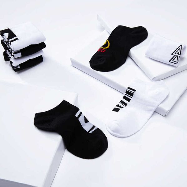 socks spring and summer breathable socks cotton boat invisible moisture college style shallow mouth, Black
socks spring and summer breathable socks cotton boat invisible moisture college style shallow mouth, Black