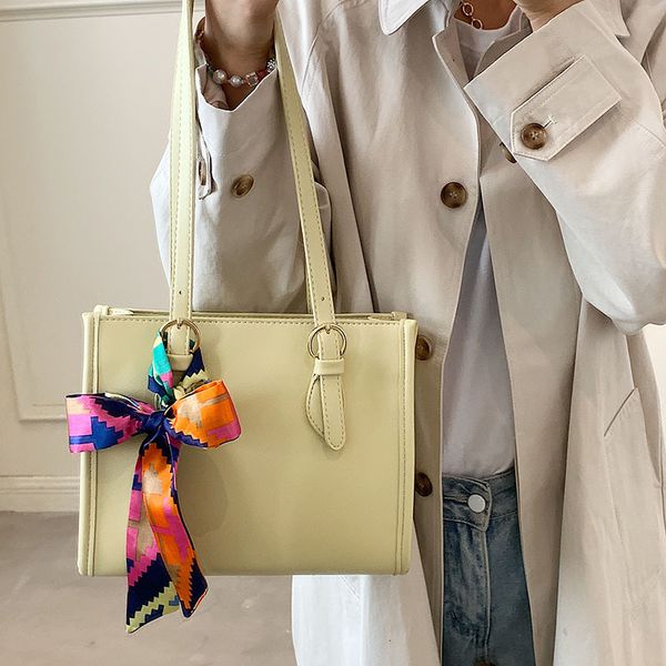 handbag solid color bag 2021 korean silk scarf foreign style hand carry tote single shoulder messenger large capacity women's
handbag solid color bag 2021 korean silk scarf foreign style hand carry tote single shoulder messenger large capacity women's