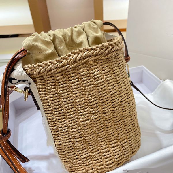 mini tote bag raffia straw woven handbag large capacity beach shopping bags embroidery letter and leather straps drawstring totes high quali
mini tote bag raffia straw woven handbag large capacity beach shopping bags embroidery letter and leather straps drawstring totes high quali