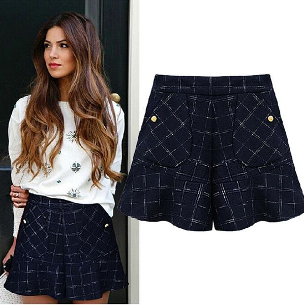 plus size lady 2021 fashion european style autumn women casual plaid shorts skirts double pockets winter women's, White;black
plus size lady 2021 fashion european style autumn women casual plaid shorts skirts double pockets winter women's, White;black