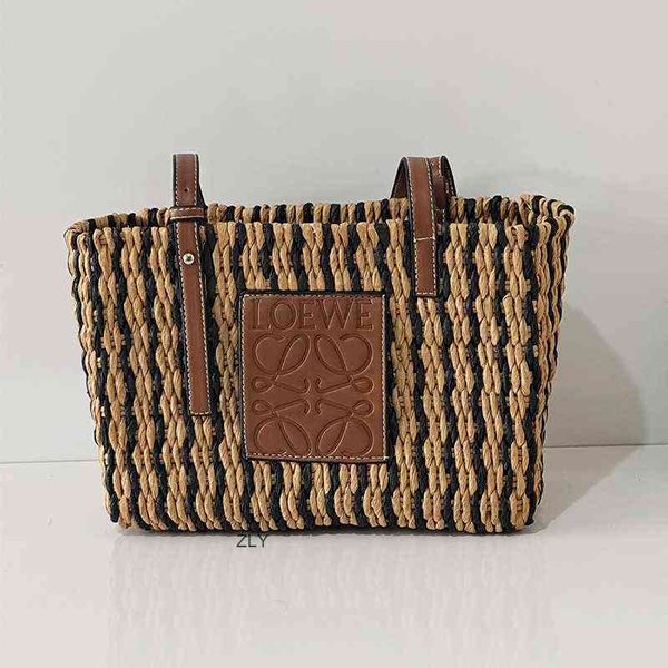 straight lady hollowed out beach holiday travel bag simple fashion hand woven strawzly
straight lady hollowed out beach holiday travel bag simple fashion hand woven strawzly