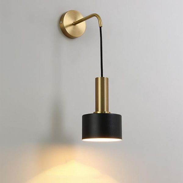 wall lamp electroplating iron sconce light simple luxury bra bedroom bedside study corridor el aisle lighting
wall lamp electroplating iron sconce light simple luxury bra bedroom bedside study corridor el aisle lighting