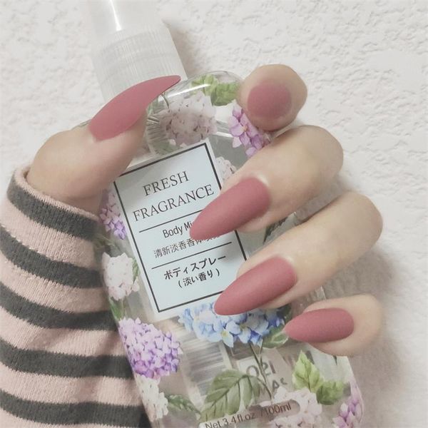 false nails detachable wearable pure color pointed manicure piece long frosted nail paste finished product, Red;gold
false nails detachable wearable pure color pointed manicure piece long frosted nail paste finished product, Red;gold