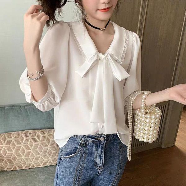 woman fashion temperament v-neck shirt 2021 summer girl french retro lace petals five-point sleeve bow pure color women's polos, White
woman fashion temperament v-neck shirt 2021 summer girl french retro lace petals five-point sleeve bow pure color women's polos, White