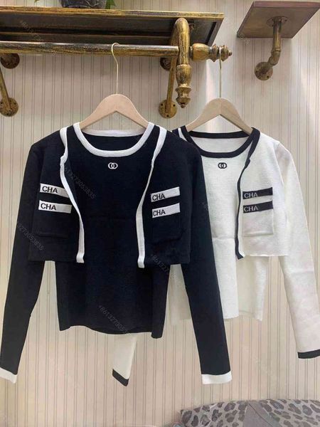 fashion designer women sweater coat two-piece suit wool knit letter logo cc brand clothes long sleeve hoodie jcaket bottoming shirt casual k, White;black
fashion designer women sweater coat two-piece suit wool knit letter logo cc brand clothes long sleeve hoodie jcaket bottoming shirt casual k, White;black