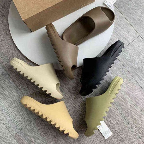 2022 new men slide slippers indoor summer for beach slides women slippers platform mules shoes woman slide flats, Black
2022 new men slide slippers indoor summer for beach slides women slippers platform mules shoes woman slide flats, Black