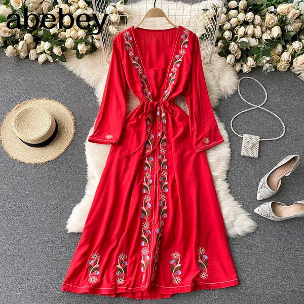 retro embroidery dress women korean square collar long sleeve lace up a-line es spring boho vacation midi 210512, Black;gray
retro embroidery dress women korean square collar long sleeve lace up a-line es spring boho vacation midi 210512, Black;gray