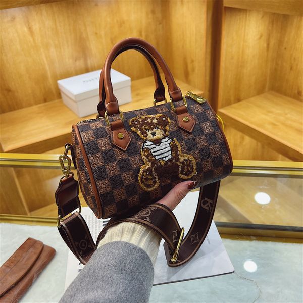 luxury brand women crossbody designer handbag ladies barrel bag luxurious bag female flip leather messenger bag wristlet wallet bags frame s
luxury brand women crossbody designer handbag ladies barrel bag luxurious bag female flip leather messenger bag wristlet wallet bags frame s
