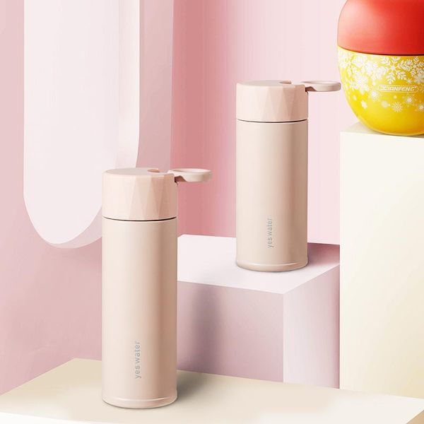 water bottles fashionable and beautiful 304 stainless steel cup, luxurious vacuum heat insulation cup
water bottles fashionable and beautiful 304 stainless steel cup, luxurious vacuum heat insulation cup
