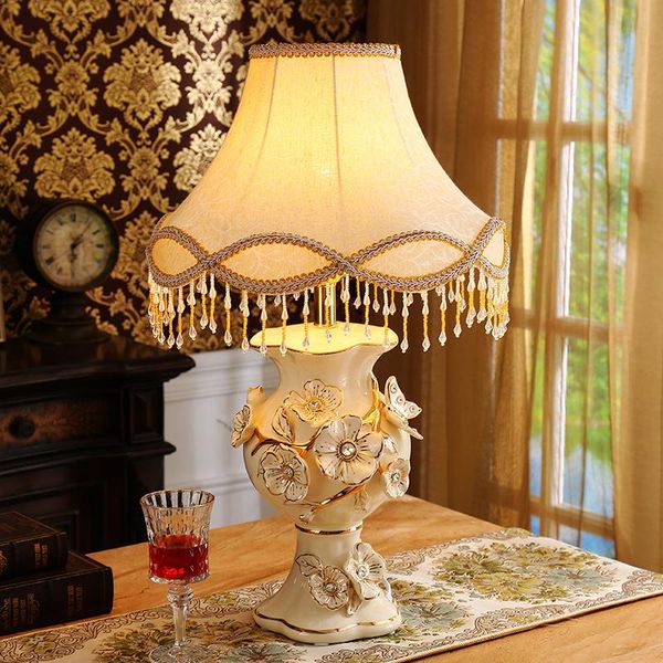 bath accessory set style luxury bedroom lamp bedside ceramic living room decoration of the modern marriage warm gift
bath accessory set style luxury bedroom lamp bedside ceramic living room decoration of the modern marriage warm gift