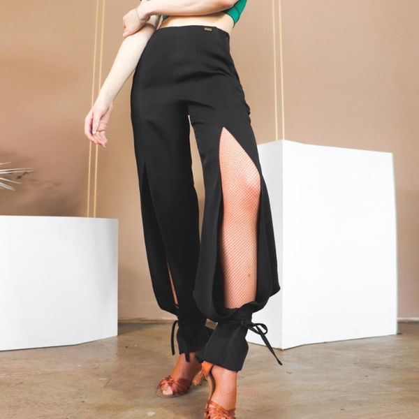 stage wear 2021 w714 latin dance trousers women bare knee hole pants ballroom samba tango chacha belly dancing performamnce, Black;red
stage wear 2021 w714 latin dance trousers women bare knee hole pants ballroom samba tango chacha belly dancing performamnce, Black;red