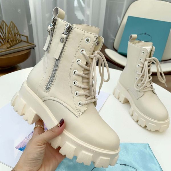 classics fashionable and exquisite womens boots high heels and genuine leather outdoors fashion boots by home011 01, Black
classics fashionable and exquisite womens boots high heels and genuine leather outdoors fashion boots by home011 01, Black