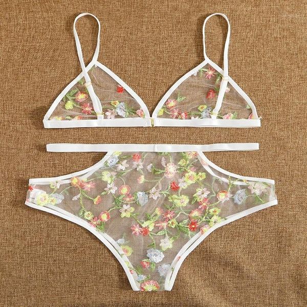 bikini white three-point net gauze printing female solid color hollow beach swimsuit swimming trunks suit women's swimwear, White;black
bikini white three-point net gauze printing female solid color hollow beach swimsuit swimming trunks suit women's swimwear, White;black