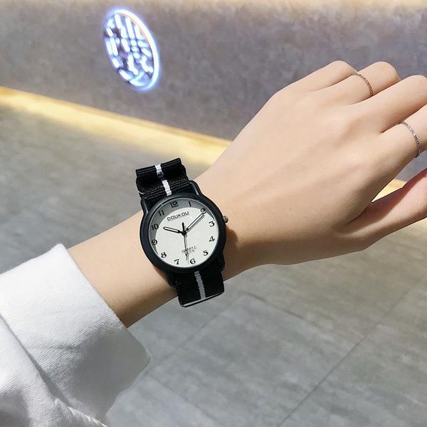 wristwatches fashion nylon strap women watches 2021 simple style ladies casual woman quartz clock, Slivery;brown
wristwatches fashion nylon strap women watches 2021 simple style ladies casual woman quartz clock, Slivery;brown