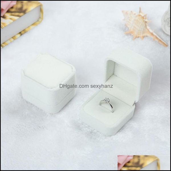 fashion veet boxes cases for only rings stud earrings 12 color jewelry gift packaging & display size 5cm*4.5cm*4cm drop delivery 2021 fktei, Black;white
fashion veet boxes cases for only rings stud earrings 12 color jewelry gift packaging & display size 5cm*4.5cm*4cm drop delivery 2021 fktei, Black;white