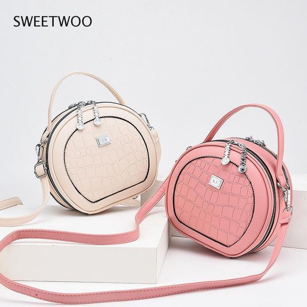 evening bags designer round small leather handbag shoulder messenger bag luxury handbags crossbody for women tassel purses
evening bags designer round small leather handbag shoulder messenger bag luxury handbags crossbody for women tassel purses