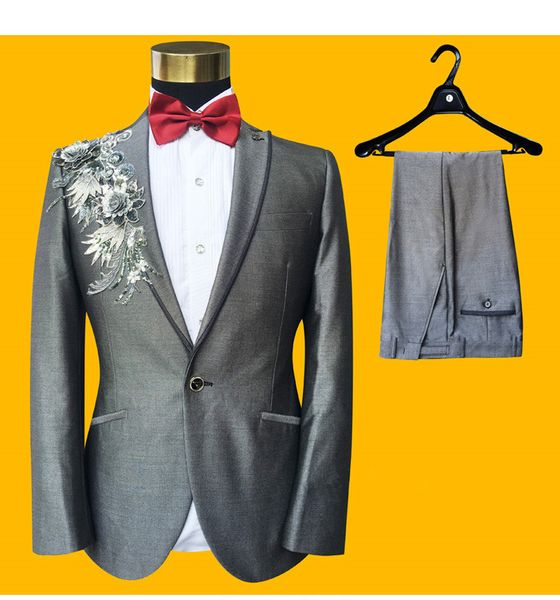 men's gray sequins crystals suits fashion slim tuxedo blazers pants 2 pieces nightclub stage host singer chorus performance suit, White;black
men's gray sequins crystals suits fashion slim tuxedo blazers pants 2 pieces nightclub stage host singer chorus performance suit, White;black