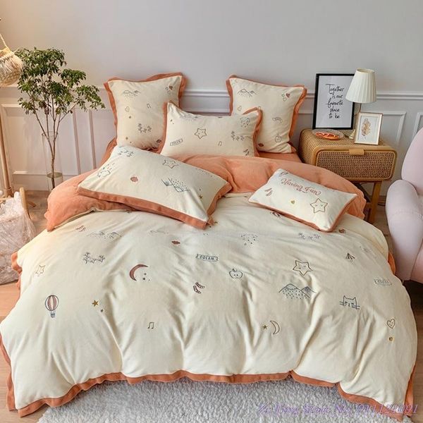 bedding sets 4pcs milk velvet set winter coral thickened double-sided small fresh girl flannel duvetcover 1.8m bedsheet
bedding sets 4pcs milk velvet set winter coral thickened double-sided small fresh girl flannel duvetcover 1.8m bedsheet