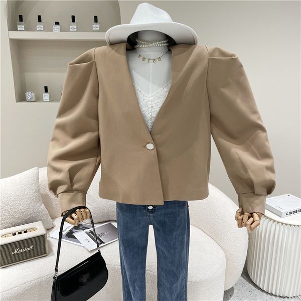 dress spring summer 2021 niche fashion design bubble sleeve single button thin short tempered with low v suit cleavage, Black;gray
dress spring summer 2021 niche fashion design bubble sleeve single button thin short tempered with low v suit cleavage, Black;gray