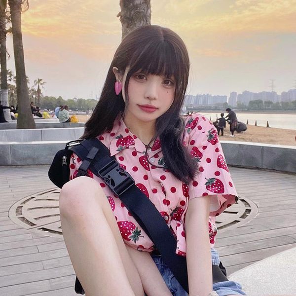 women's blouses & shirts summer korean edition 2021 design sense small minority strawberry print sweet spicy style loose short-sleeved, White
women's blouses & shirts summer korean edition 2021 design sense small minority strawberry print sweet spicy style loose short-sleeved, White