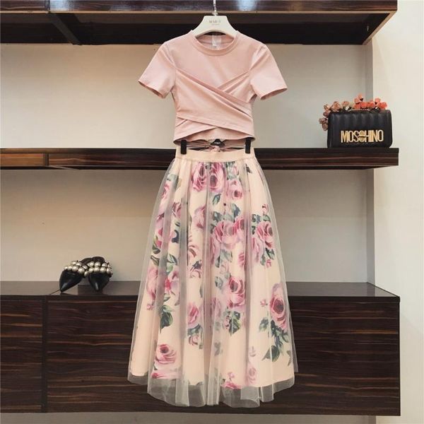 runway elegant women sweet cross bowknot irregular crop t shirt + mesh floral tulle 2 piece set long skirts suits, White
runway elegant women sweet cross bowknot irregular crop t shirt + mesh floral tulle 2 piece set long skirts suits, White
