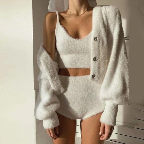 women's tracksuits women wool three-piece suit v-neck spaghetti strap ladies empire pants fashion single breasted female coat 2021, Gray 
women's tracksuits women wool three-piece suit v-neck spaghetti strap ladies empire pants fashion single breasted female coat 2021, Gray