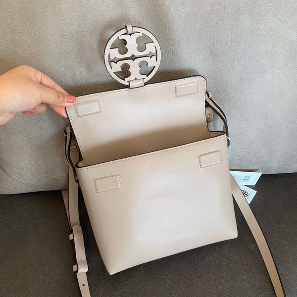 one shoulder women's large double t small square bag, mobile phone bag storage bags
one shoulder women's large double t small square bag, mobile phone bag storage bags
