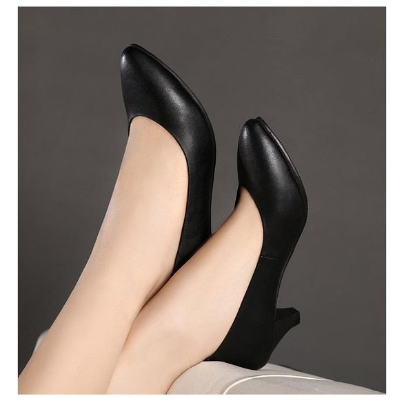 dress shoes work black leather professional high-heeled female mid-heeled plus size 4142
dress shoes work black leather professional high-heeled female mid-heeled plus size 4142