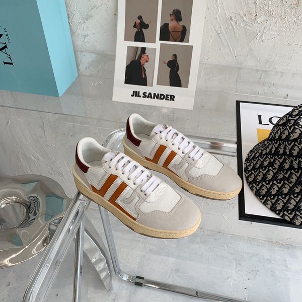 2021 new comfortable leather men's and women's shoes designer casual luxury brand couple sneakers, Red;white
2021 new comfortable leather men's and women's shoes designer casual luxury brand couple sneakers, Red;white