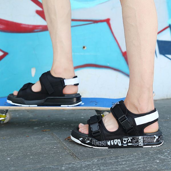 2021 summer women men casual sports sandals shoes student outdoor sport sneakers black red size 38-45 code 52-552
2021 summer women men casual sports sandals shoes student outdoor sport sneakers black red size 38-45 code 52-552
