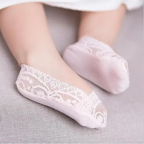 spring and summer children stockings super shallow mouth invisible seamless silicone soles non-slip lace does not fall off socks, Pink;yellow
spring and summer children stockings super shallow mouth invisible seamless silicone soles non-slip lace does not fall off socks, Pink;yellow