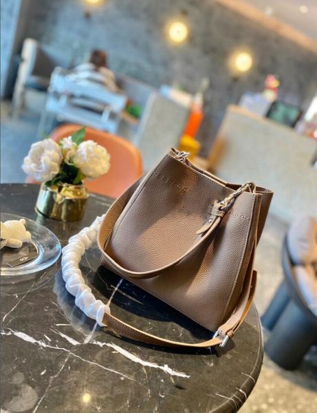 new arrival purses ladies handbags enchase mens wallet leather valentine bags messenger bag purses handbags totes handbags hand bags
new arrival purses ladies handbags enchase mens wallet leather valentine bags messenger bag purses handbags totes handbags hand bags