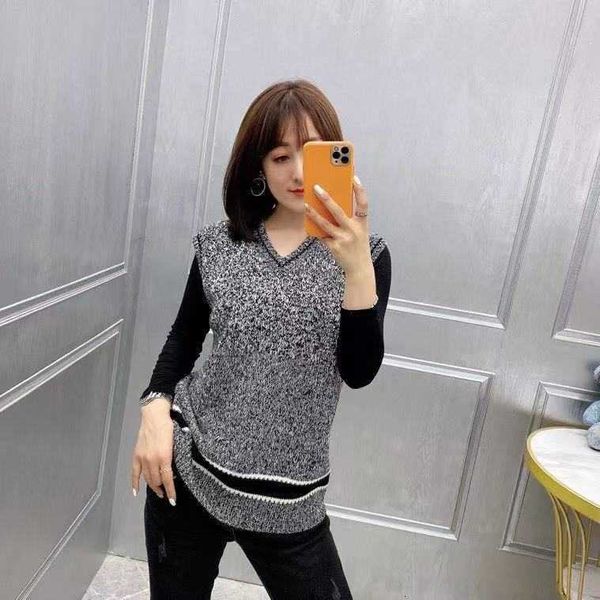 women's sweaters female fashion shirts z11198 luxury track famous european design party women's clothing x276, White;black
women's sweaters female fashion shirts z11198 luxury track famous european design party women's clothing x276, White;black
