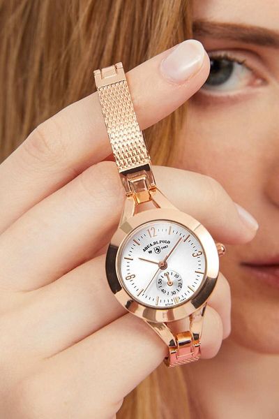 wristwatches women wrist watch elegant design metal kordonhem night both daily use, Slivery;brown
wristwatches women wrist watch elegant design metal kordonhem night both daily use, Slivery;brown