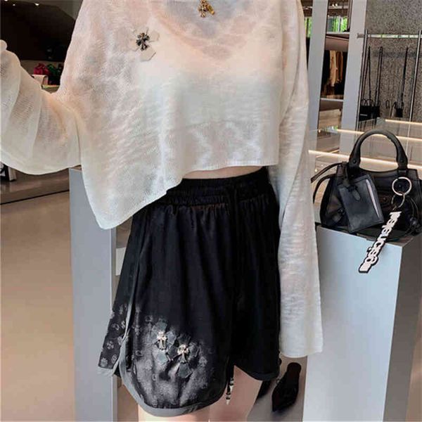 crosin cross dark leather label shorts women's summer fashion brand thin high waist a-line wide leg ins super fire dr brand tqvf, White;black
crosin cross dark leather label shorts women's summer fashion brand thin high waist a-line wide leg ins super fire dr brand tqvf, White;black