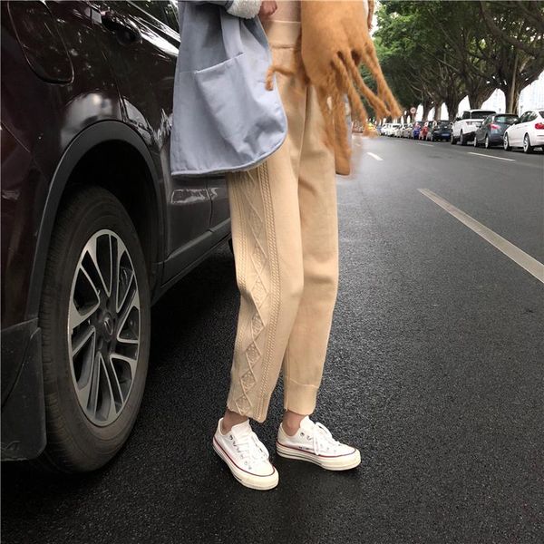 women's pants & capris chic loose casual women knitted harem 2021 autumn winter thick warm ladies high waist trousers w414, Black;white
women's pants & capris chic loose casual women knitted harem 2021 autumn winter thick warm ladies high waist trousers w414, Black;white