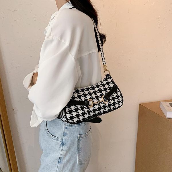 evening bags women's small square bag 2021 tote ladies brief handbags purse female shoulder casual fashion girls underarm package
evening bags women's small square bag 2021 tote ladies brief handbags purse female shoulder casual fashion girls underarm package