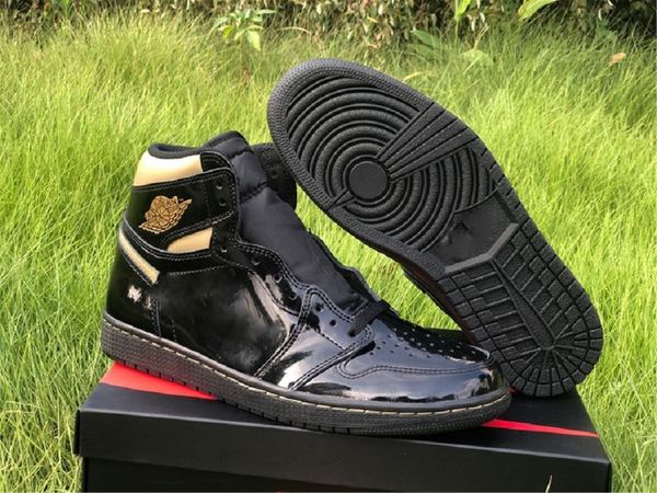 shoes 1 og gold light smoke grey jumpman mens basketball twist tokyo bio chicago bred toe banned sport s
shoes 1 og gold light smoke grey jumpman mens basketball twist tokyo bio chicago bred toe banned sport s