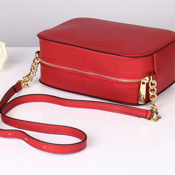 designer colourful handbag canvas gold chain cross body bags fresh cosmetic small square bag phone case satchel purse waterproof shoulder op
designer colourful handbag canvas gold chain cross body bags fresh cosmetic small square bag phone case satchel purse waterproof shoulder op