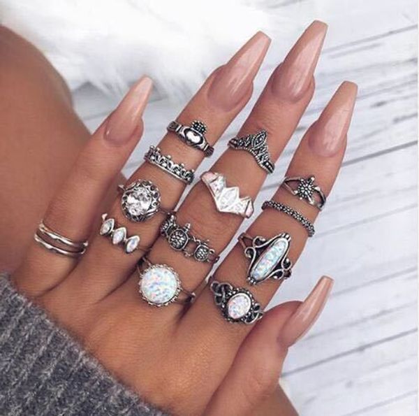 2021 personalized ring dark silver luminous ring ladies friend gift retro fashion jewelry 14-piece set
2021 personalized ring dark silver luminous ring ladies friend gift retro fashion jewelry 14-piece set