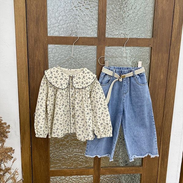 girls shirts spring and autumn korean version of the childrens clothing western style floral doll shirts,, White;black
girls shirts spring and autumn korean version of the childrens clothing western style floral doll shirts,, White;black