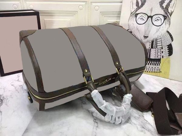fashion travel bags large-capacity brand handbagsmodern travelersexclusive luxury shoppingsuitable for many occasions
fashion travel bags large-capacity brand handbagsmodern travelersexclusive luxury shoppingsuitable for many occasions